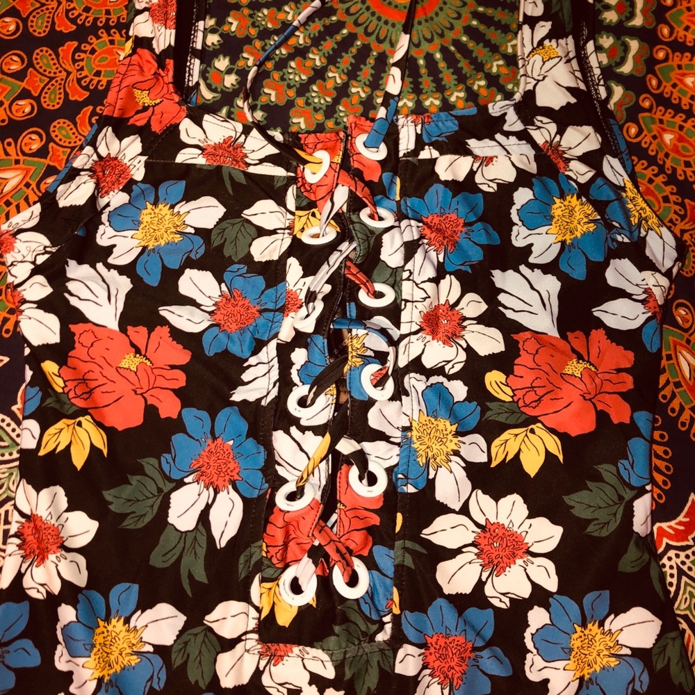 FLORAL ONE-PIECE BATHING SUIT